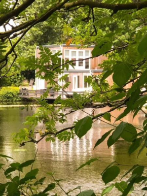 Houseboat Amsterdam Zuid
